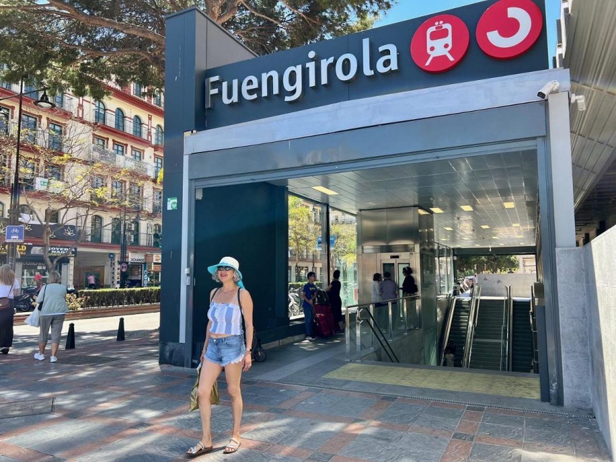 Fully Renovated Apartment In The Heart Of Fuengirola, 2 Min Walk To The Beach 外观 照片